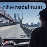 raumlaborberlin im Spacebuster bei der Ankunft in New York City