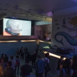 Die Informale_Buenos Aires_Screening of _Word Count_ by Berlin artist Kasia Fudakowski in an abandoned pool in Buenos Aires, Photo_ Kevin McElvaney_ Übermut Project