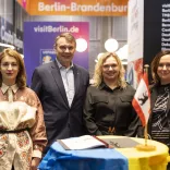 Marianna Oleskiv (Vorsitzende der State Agency Tourism Development Ukraine), Burkhard Kieker (visitBerlin), Maryna Radova (head of the Kyiv state administration’s tourism and promotion department) and Sabine Wendt (visitBerlin) Marianna Oleskiv (Vorsitzende der State Agency Tourism Development Ukraine), Burkhard Kieker (visitBerlin), Maryna Radova (head of the Kyiv state administration’s tourism and promotion department) and Sabine Wendt (visitBerlin)