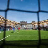 Fan Zone am Reichstag