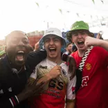 Feierstimmung zur Fußball-Europameisterschaft in Berlin