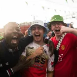 Feierstimmung zur Fußball-Europameisterschaft in Berlin