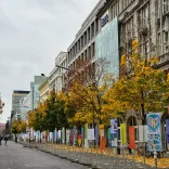 Berlins Plakatinstallation anlässlich 35 Jahre Mauerfall