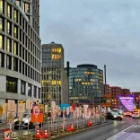 Berlins Plakatinstallation anlässlich 35 Jahre Mauerfall Berlins Plakatinstallation anlässlich 35 Jahre Mauerfall