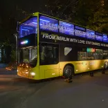 Berlin übergibt umgebauten BVG-Doppeldeckerbus an Kiew Berlin übergibt umgebauten BVG-Doppeldeckerbus an Kiew