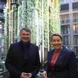 visitBerlins CEO Burkhard Kieker und Wirtschaftssenatorin Franziska Giffey