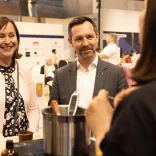 Dr. Severin Fischer, Staatssekretär in der Senatsverwaltung für Wirtschaft, Energie und Betriebe, zu Gast am ITB-Stand von visitBerlin