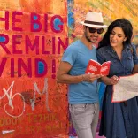 Spanische Touristen in Berlin. Modelle: (weiblich) Tina Tabiei Razligh, (männlich) Ricardo Grijalva Russelmann