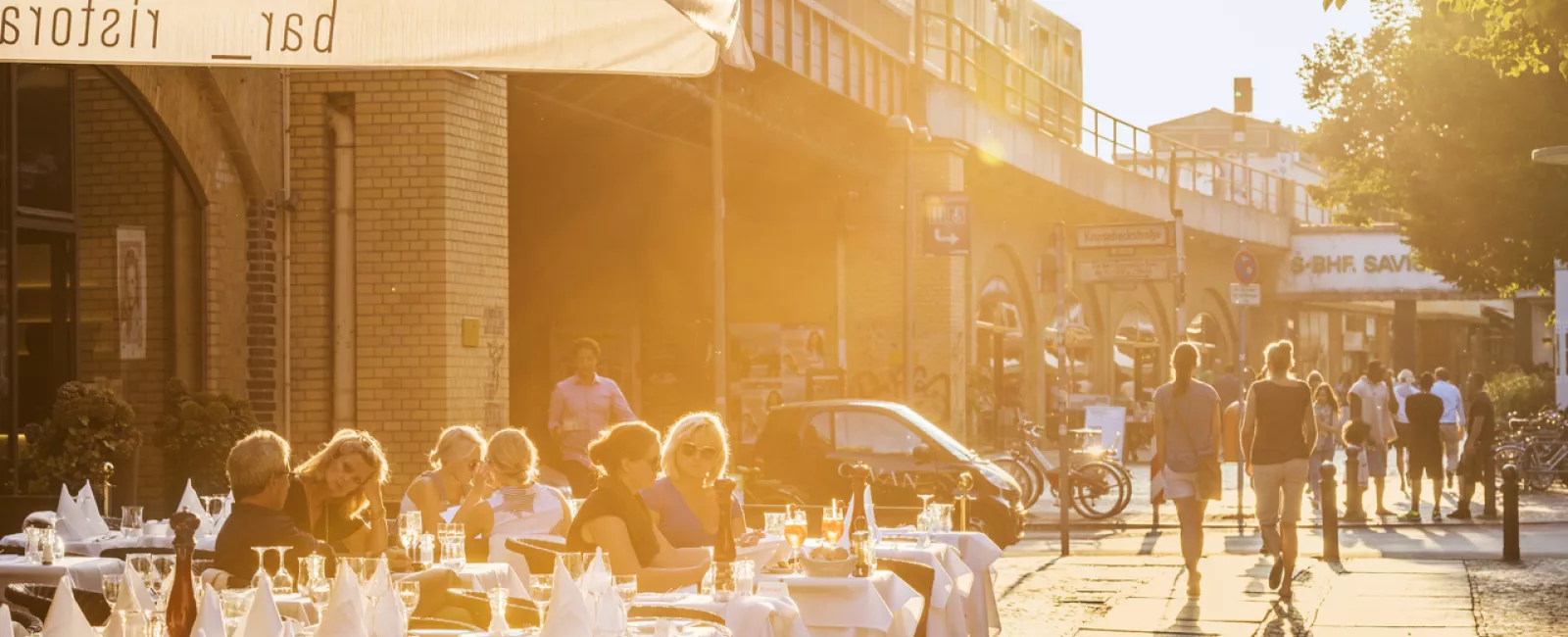 Savignyplatz im Sonnenuntergang
