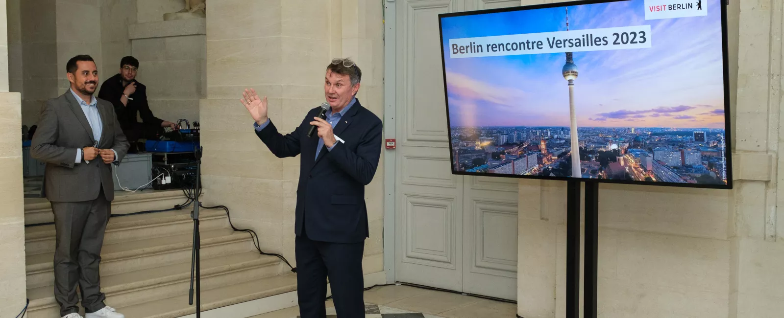 Präsentation mit Bildschirm 