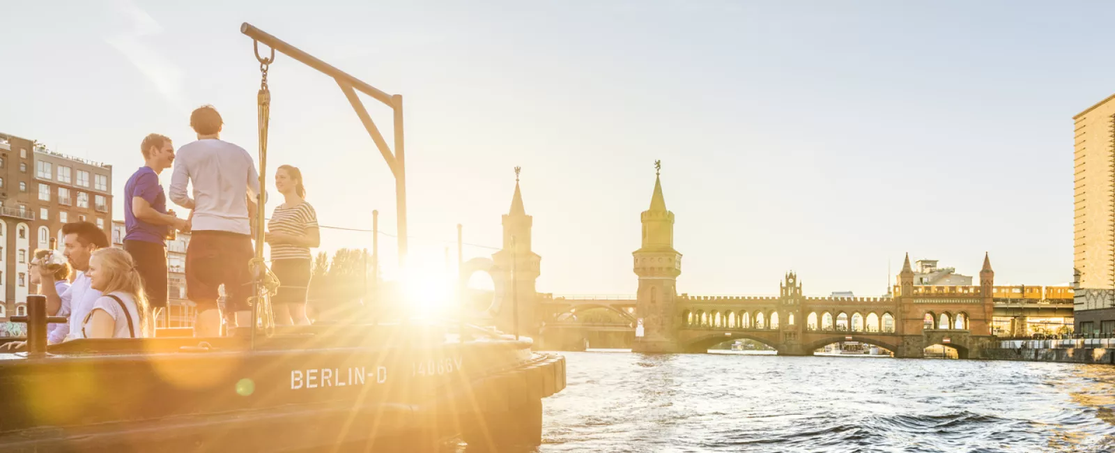 Friedrichshain-Kreuzberg, Oberbaumbruecke Friedrichshain-Kreuzberg, Oberbaumbruecke