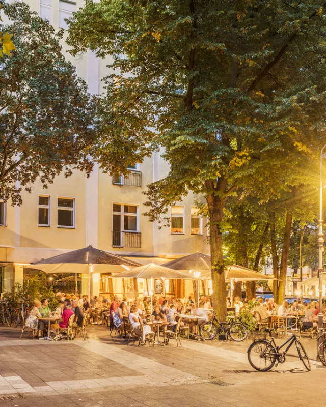 Foto: Berlin, Ludwigkirchplatz