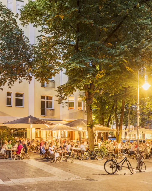 Foto: Berlin, Ludwigkirchplatz
