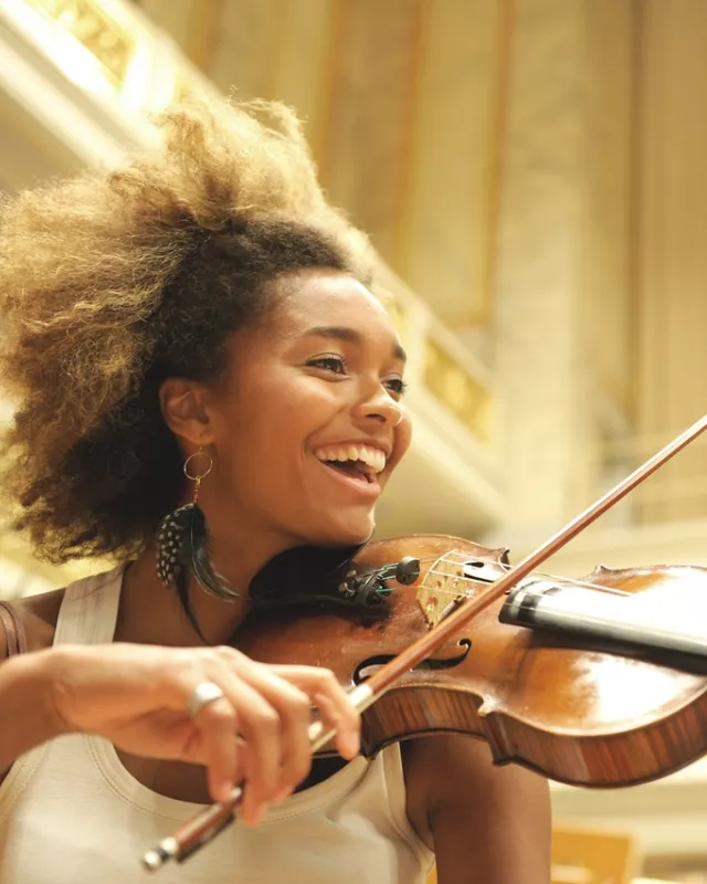 Foto: Geigenspielerin