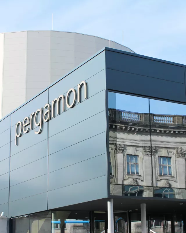 Pergamonmuseum. Das Panorama Außenansicht