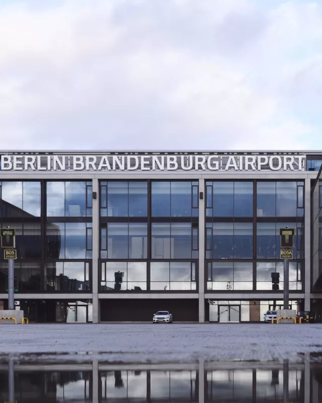 Flughafen Berlin-Brandenburg Flughafen Berlin-Brandenburg