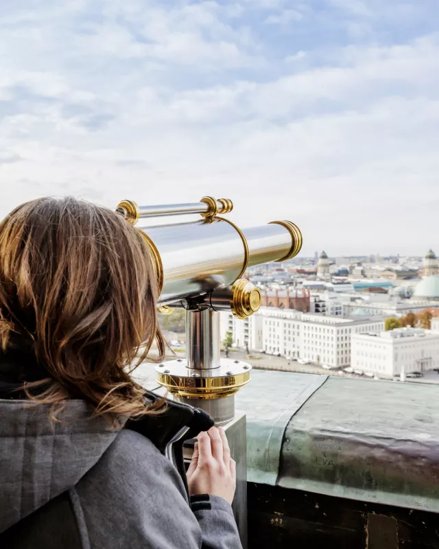 Neue kulturelle Mitte, Aussicht vom Berliner Dom, Fernrohr