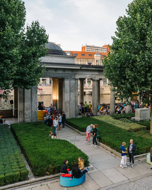 Kolonnaden Bar Kolonnaden Bar