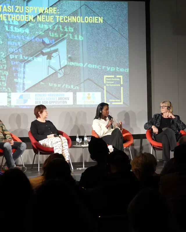 Veranstaltung „Von Stasi zu Spyware: Alte Methoden, neue Technologien“ am 12. November, Campus für Demokratie, u.a. mit Marianne Birthler und Carine Kanimba