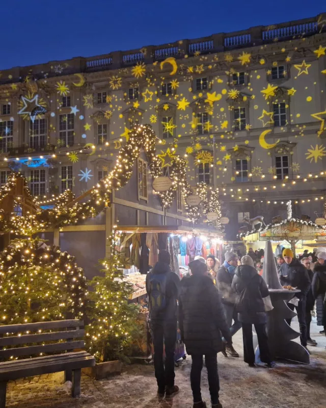 Weihnachtsmarkt, Schlossplatz in Mitte