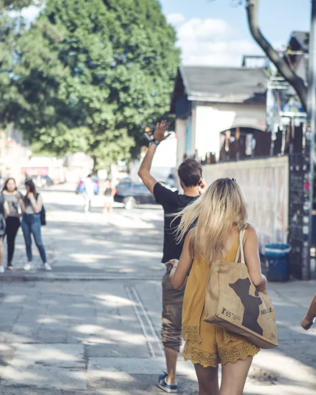 junge Leute auf dem RAW-Gelände junge Leute auf dem RAW-Gelände