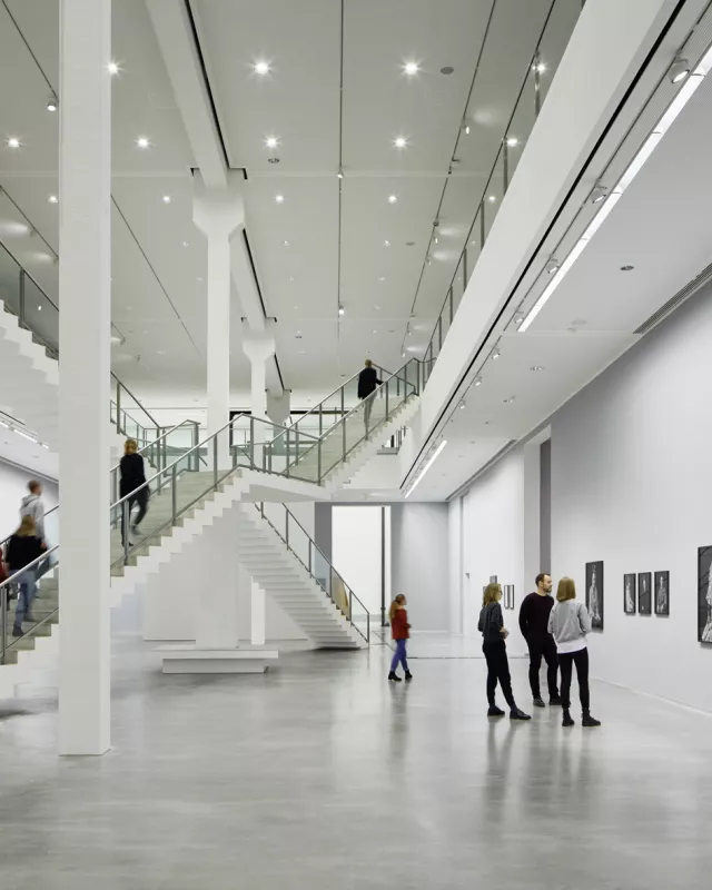 Berlinische Galerie, Treppenhalle