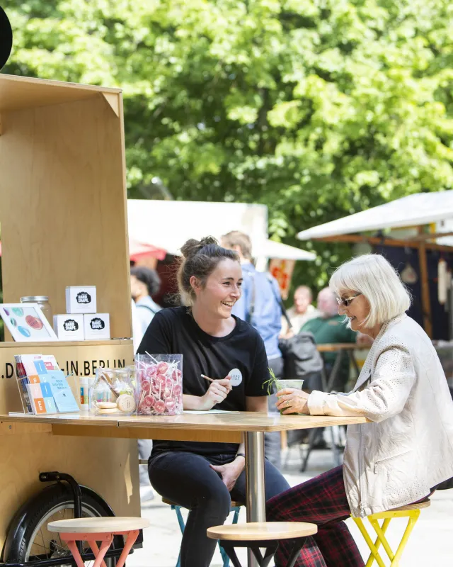 HIER_Mobil_Kieztour_c_visitBerlin_Foto_Dirk_Mathesius, Arkona Platz Berlin Mitte, 20190524