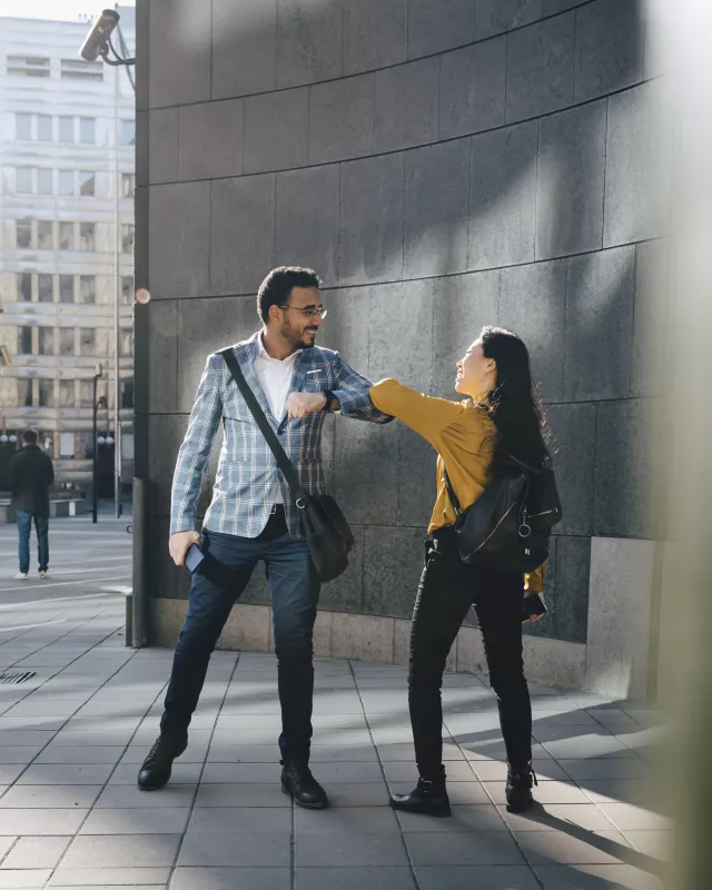 Begrüßung in Zeiten von Corona