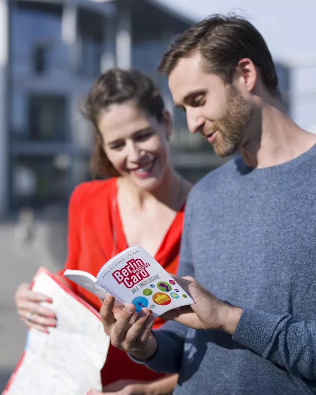 Fotoshooting City Cards, Ticketnutzung am Reichstag
