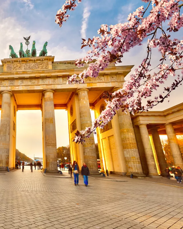 Brandenburger Tor im Frühling