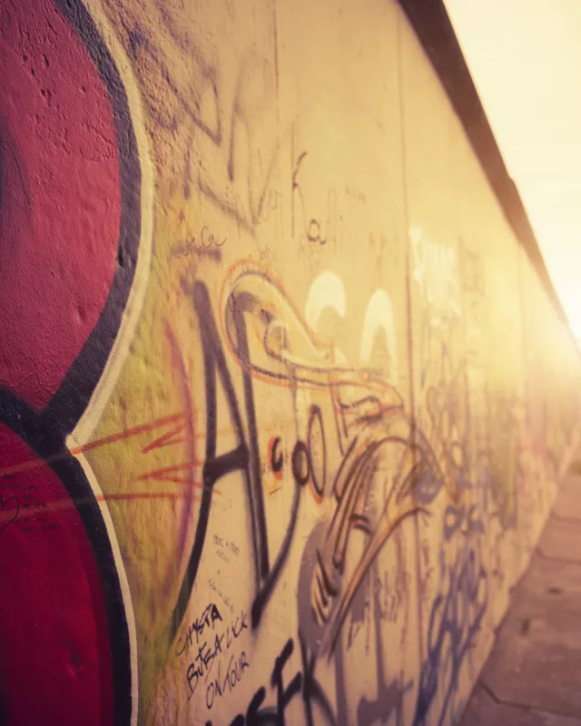 Berliner Mauer beim Sonnenuntergang; East Side Gallery