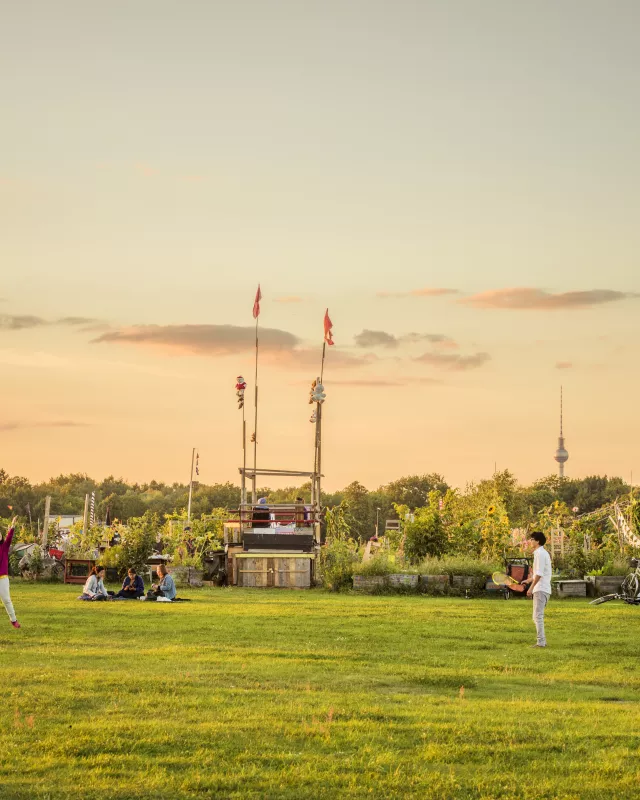 Tempelhofer Feld Tempelhofer Feld