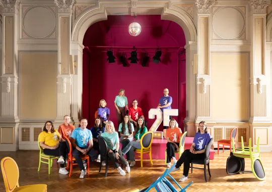 Gruppenfoto anlässlich des 25. Geburtstag des Berlin Convention Office