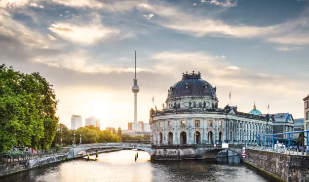 Spreeblick auf die Museumsinsel