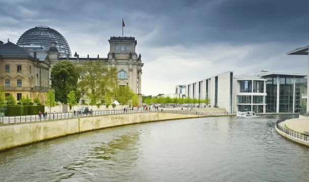 Reichstag and Band des Bundes
