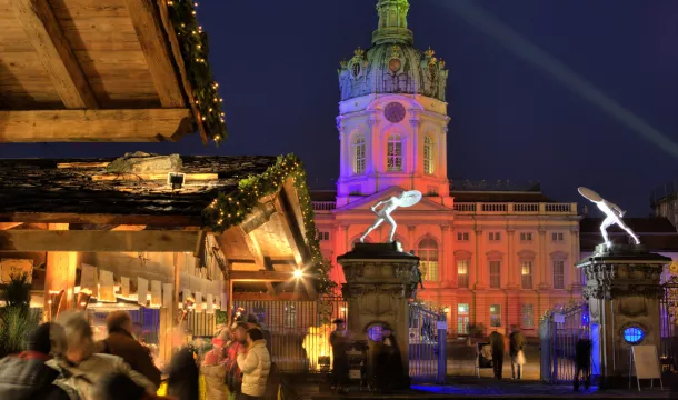 Weihnachtsmarkt vor dem Schloss Charlottenburg