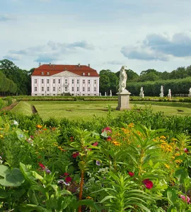 Schloss Friedrichsfelde