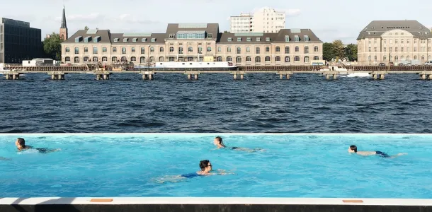 Badeschiff Arena 