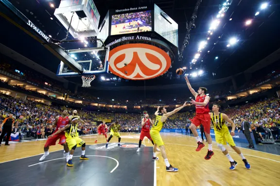 Foto: Basketball Final Four in der Mercedes Benz Arena