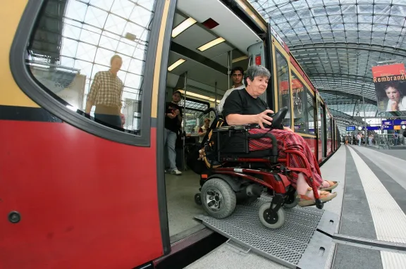barrierefreier Berliner S-Bahnverkehr