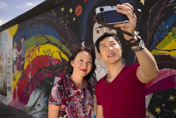 Sightseeing East Side Gallery