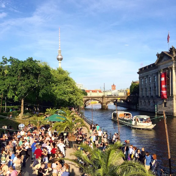 Tango-Tanzen in der Strandbar Mitte