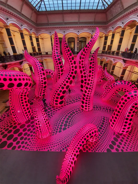 Yayoi Kusama im Gropius Bau