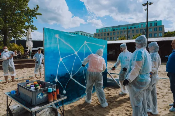 Urban Artists sind mit Graffiti-Workshop Teil von BerlinPay