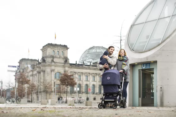 Visit Berlin, Berlin barrierefrei, 2013.11.11, U-Lift, Reichstag